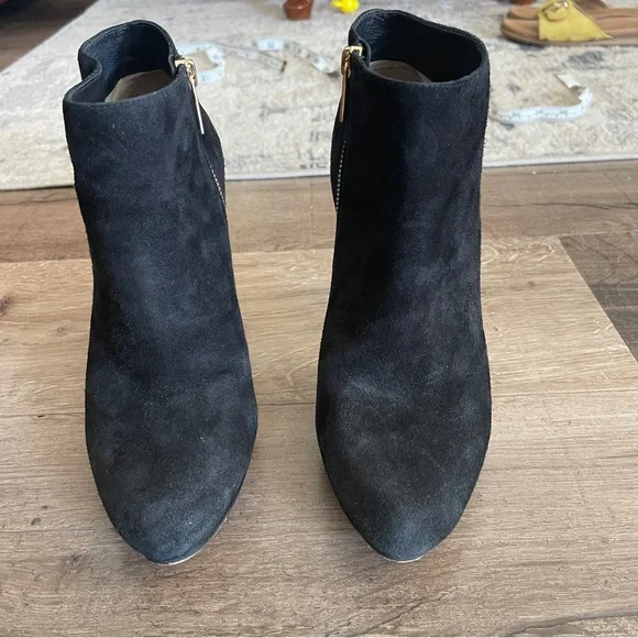 Micheal Kors Velvet Black Ankled High Heels Boots Size 8 1/2M - Picture 10 of 17
